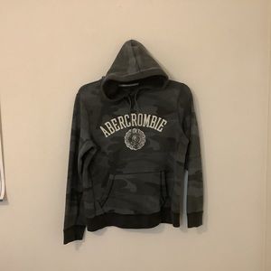 Vintage ABERCROMBIE & FITCH New York Gray Camo Hoodie with Raised Logo Medium